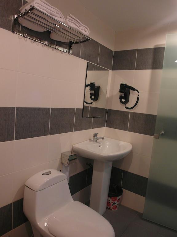Mcity Inn Miri Ruang foto